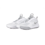 Nike HyperAce 3. Scarpa Nike a caviglia bassa